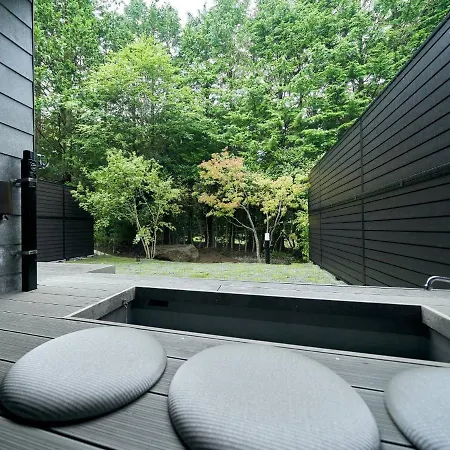 Rakuten Stay Villa Hakone Sengokuhara: BBQ Terrace & Massage Chair Exterior photo